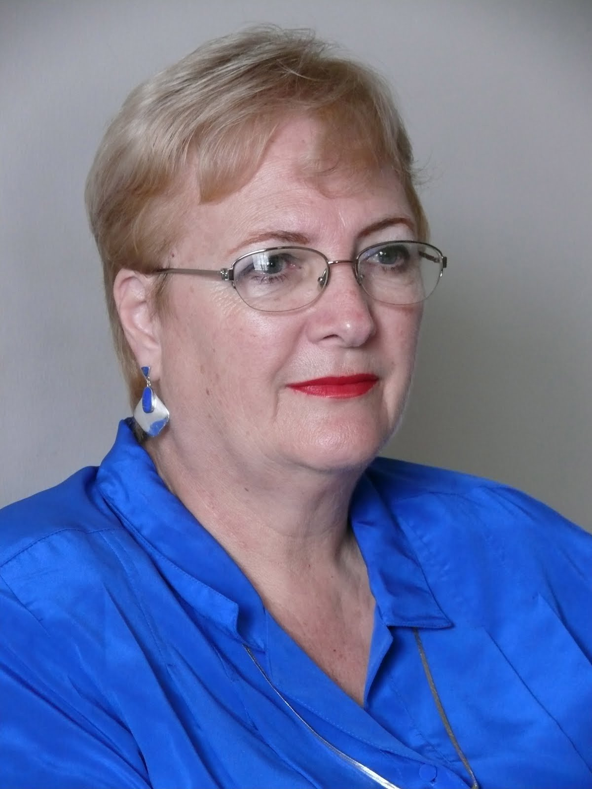 Ellen Davis, Martha -